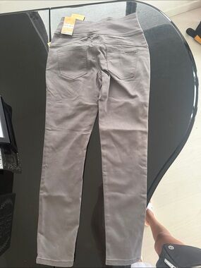 Hybrid & Company Bum lifter Slim Stretch Skinny Pants in Grey